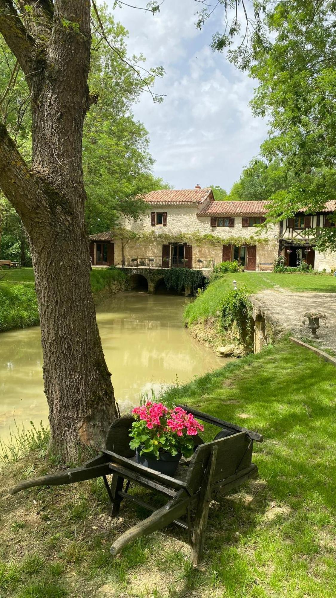 Gite Le Moulin Samsara Homps  Exterior foto